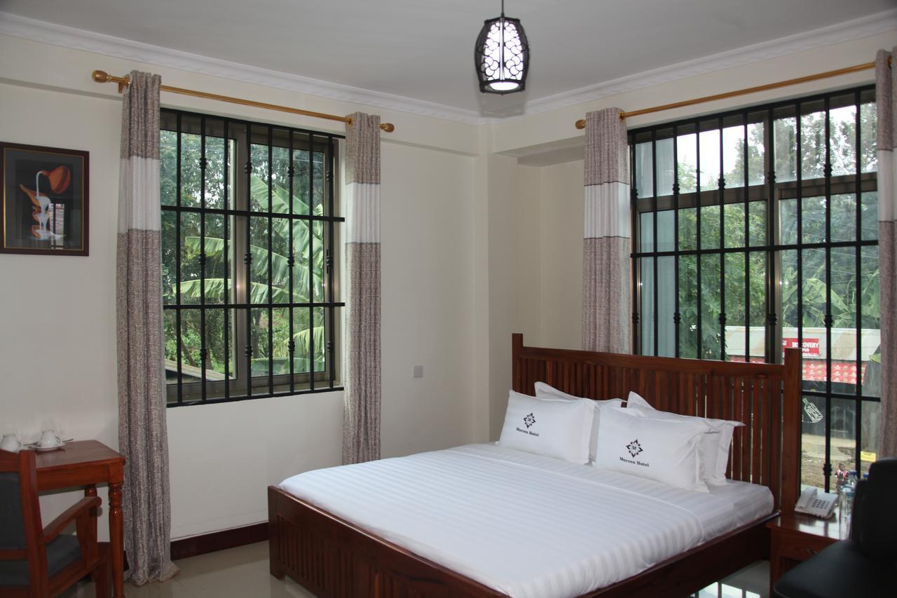 Merves Hotel Arusha Buitenkant foto